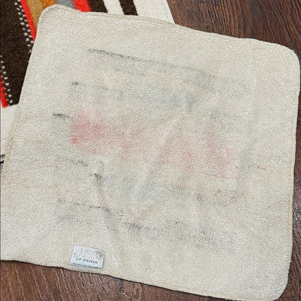 Vintage cream orange